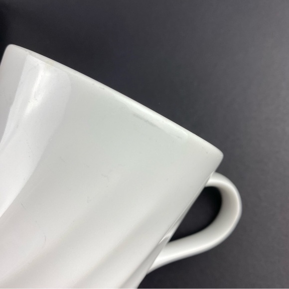 Corelle Coordinates Stoneware Mugs White Swirl Pattern Set of 2 - 8 oz Cups - Picture 3 of 8